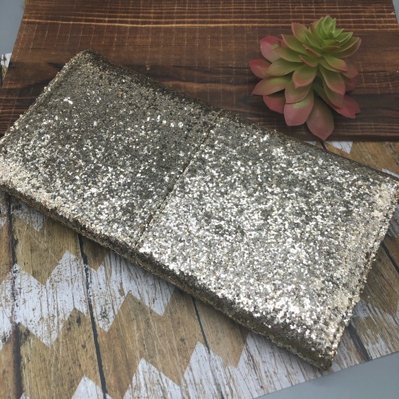 Gold Sparkly Thirty One Clutch Wallet - Picture 3 of 3